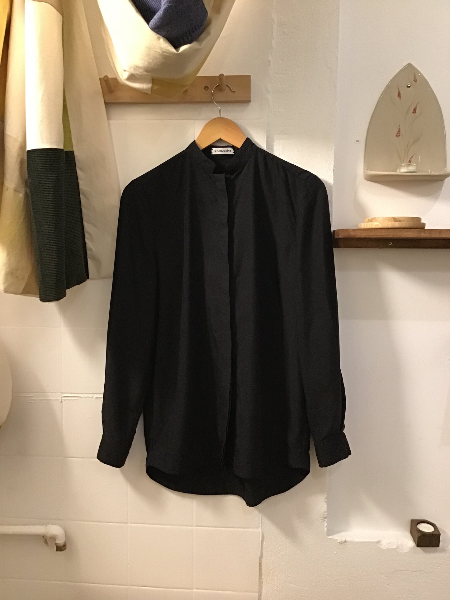 i_i_collective - Björg shirt