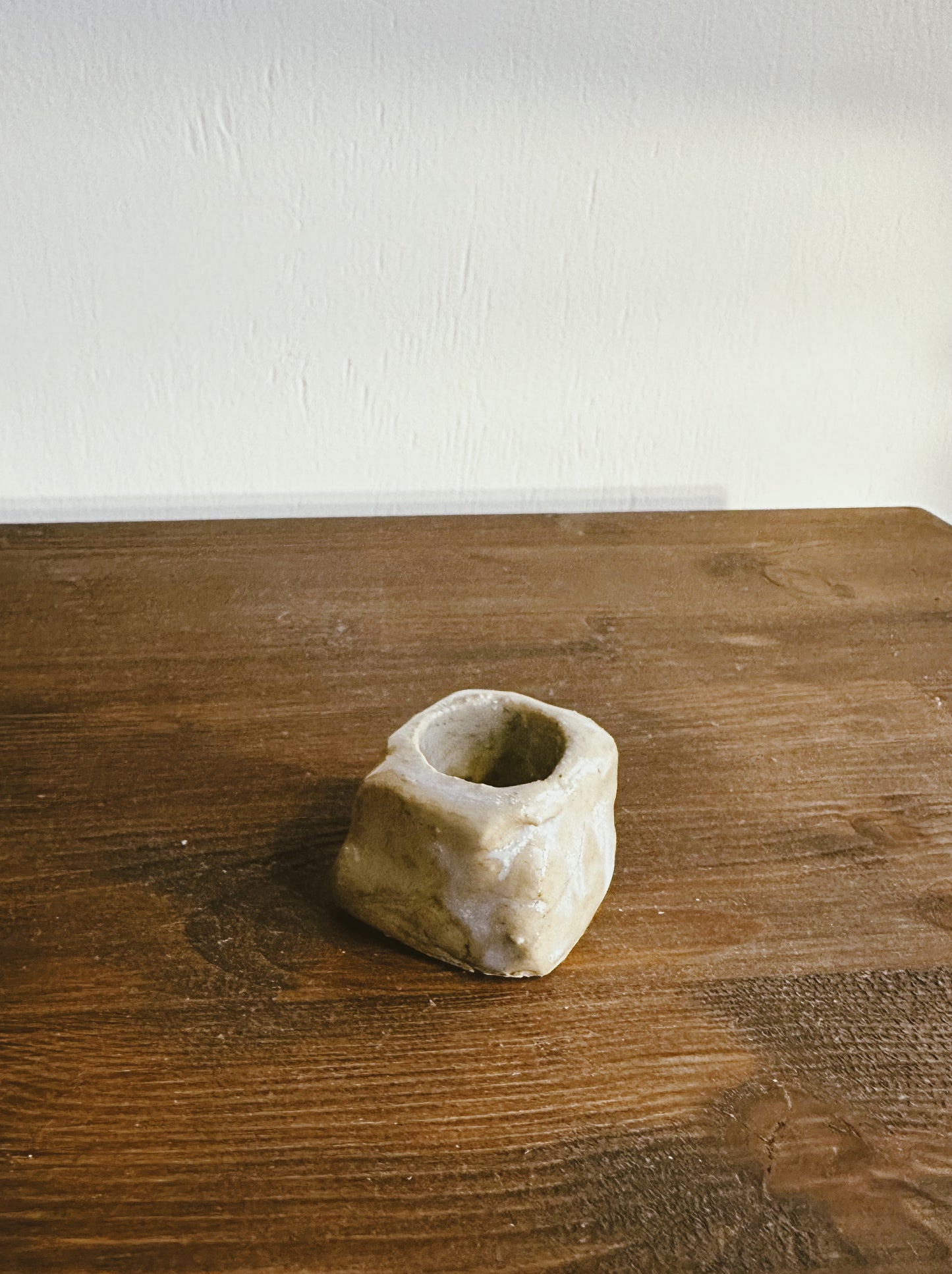 Kurinuki - candleholder - small pearl