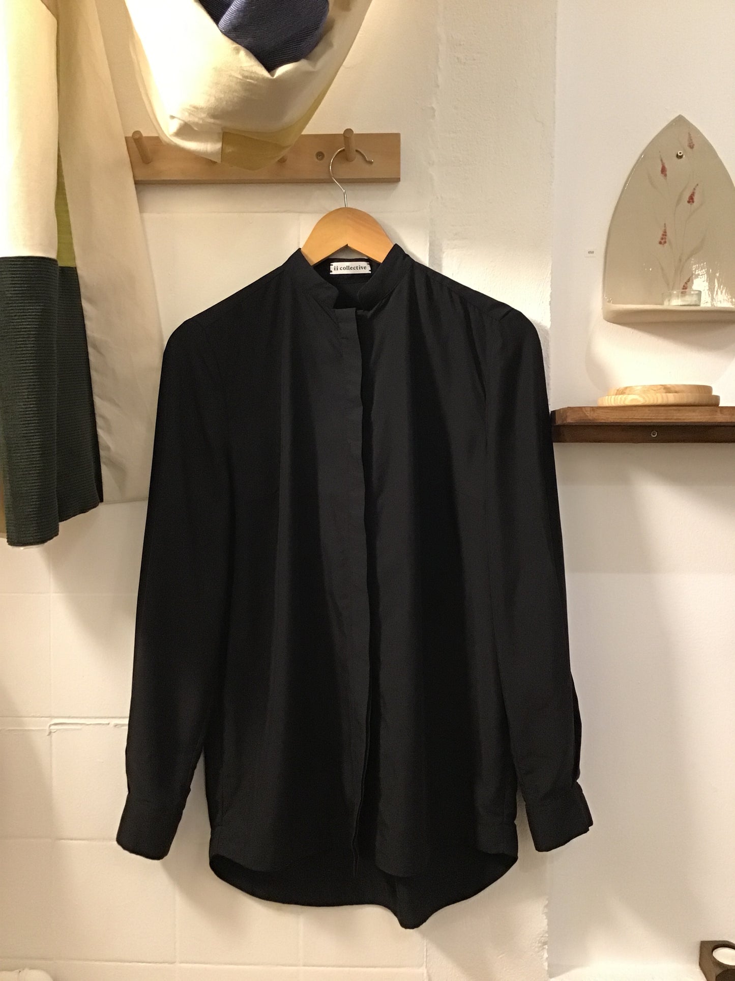 i_i_collective - Björg shirt