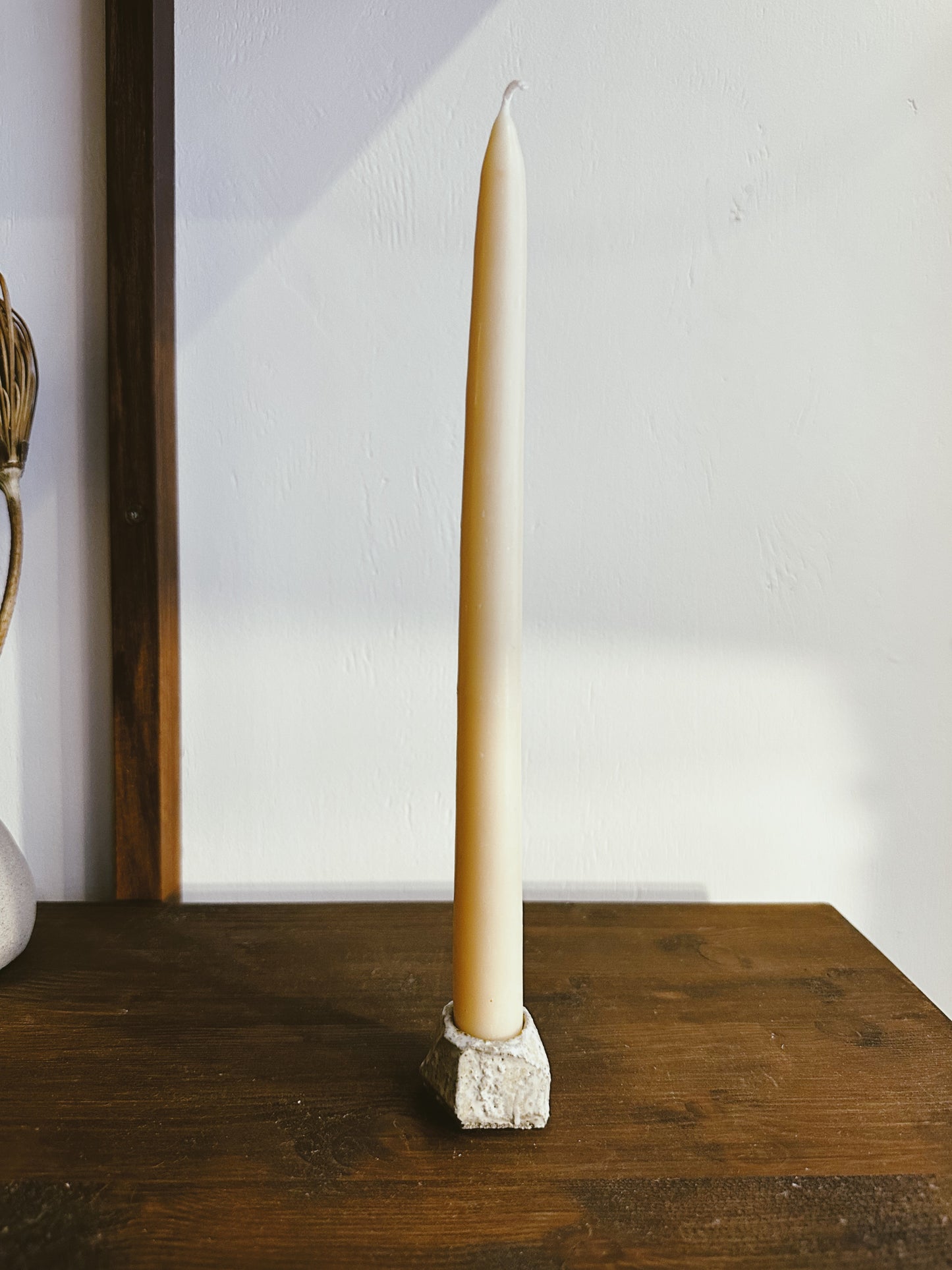 Kurinuki - candleholder - small grey pearl