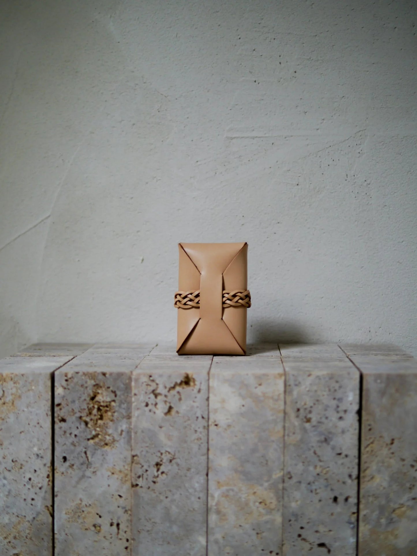 KAMAROAN - Woven Card Case - Natural