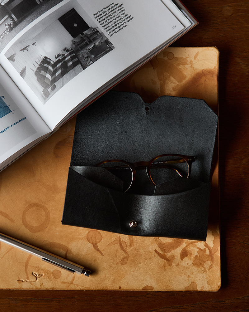 SVEND - Etui i læder til briller