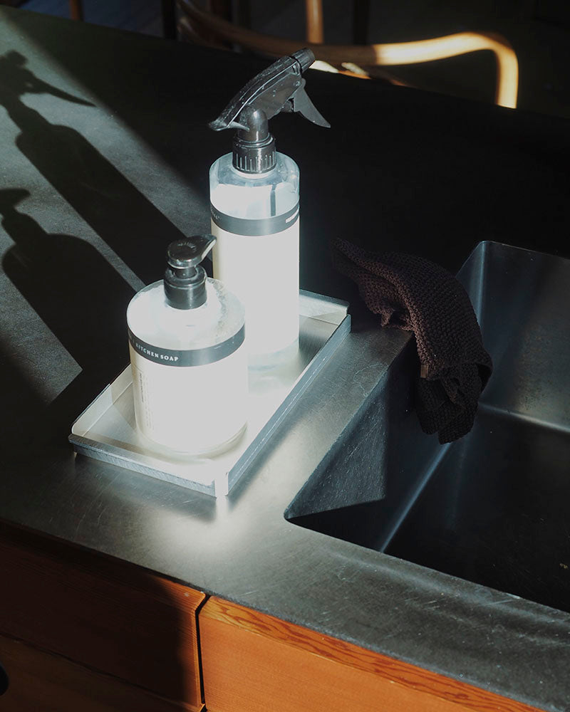 Bakke | Bukket i aluminium - Kort